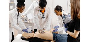 treinamento-ACLS-curso-de-emergencia-cardiovascular--curso-para-medicos-curso-para-enfermeiros-atendimento-a-parada-cardiorrespiratoria